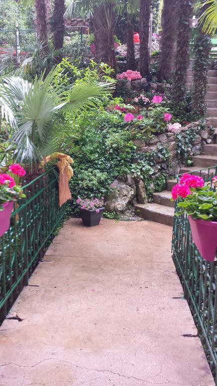 Apartment Nena With Private Free Parking Opatija Oda fotoğraf